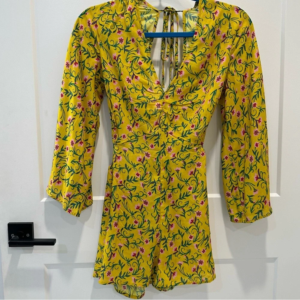 Anthropologie The Magnolia Floral Open Back Romper Size S - Picture 5 of 14